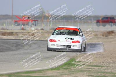 media/Oct-25-2025-CalClub SCCA (Sat) [[34c778dfbe]]/Group 2/Qualifying/